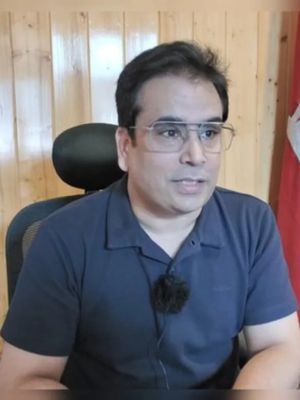 Mr. Tanvir Sadiq
Member of the Jammu and Kashmir Legislative Assembly (MLA), Zadibal
Chief Spokesperson, Jammu & Kashmir National Conference